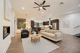 429 W 9th St, Dallas, TX 75208 - Photo 5