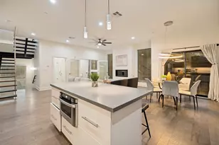429 W 9th St, Dallas, TX 75208 - Photo 11