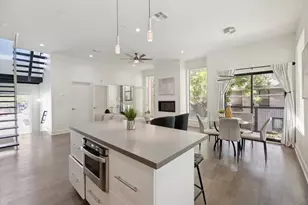 429 W 9th St, Dallas, TX 75208 - Photo 17