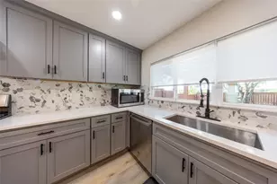 1948 Rambling Ridge Ln, Carrollton, TX 75007 - Photo 23