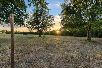2641 Pleasant Run, Crawford, TX 76689 - Photo 37