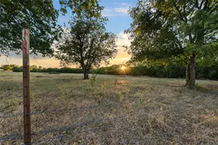 2641 Pleasant Run, Crawford, TX 76689 - Photo 37