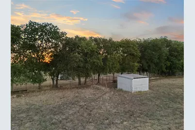 2641 Pleasant Run, Crawford, TX 76689 - Photo 11