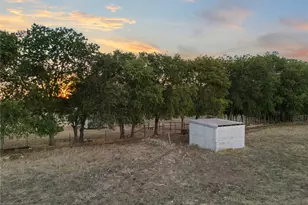 2641 Pleasant Run, Crawford, TX 76689 - Photo 11