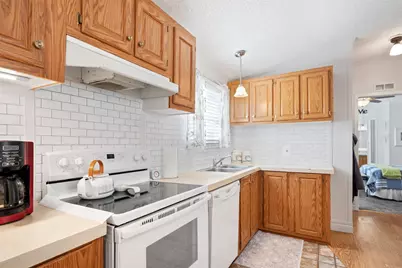 1030 Sandpiper, Seven Points, TX 75143 - Photo 11