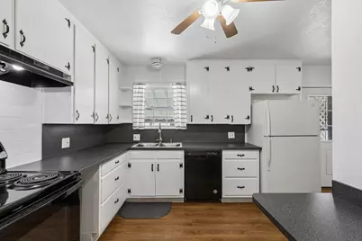 3504 Katrine Street, Haltom City, TX 76117 - Photo 17