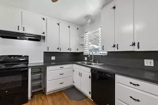3504 Katrine St, Haltom City, TX 76117 - Photo 21