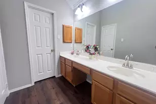 1806 Dalewood Trail, Garland, TX 75040 - Photo 11
