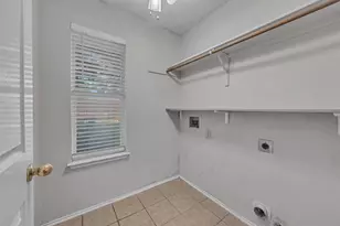 2741 White Oak Dr, Grand Prairie, TX 75052 - Photo 15