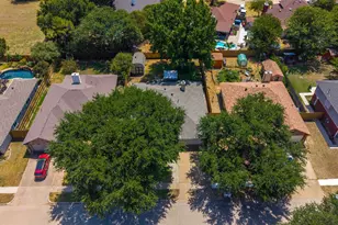 2741 White Oak Dr, Grand Prairie, TX 75052 - Photo 39