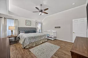 729 Bent Tree Ct, Hurst, TX 76054 - Photo 15