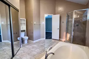 205 Sunset Dr, Glenn Heights, TX 75154 - Photo 17