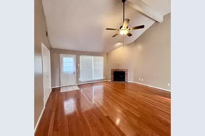 205 Sunset Drive, Glenn Heights, TX 75154 - Photo 3