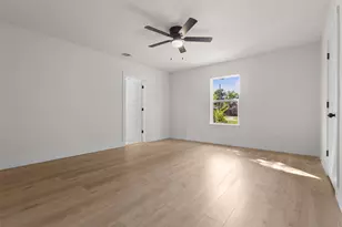 212 E Marguerita Dr, Garland, TX 75040 - Photo 13