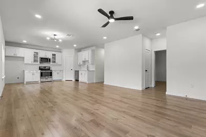 333 Levant Avenue, Dallas, TX 75217 - Photo 7