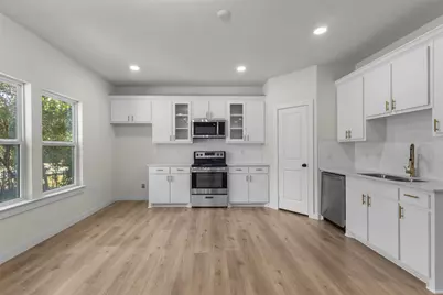 333 Levant Avenue, Dallas, TX 75217 - Photo 9