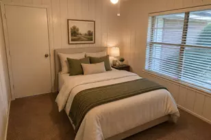 406 S Main St, Euless, TX 76040 - Photo 9