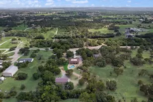1205 Florence Dr, Azle, TX 76020 - Photo 37