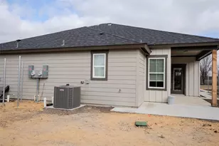 382 N Dallas St, Palmer, TX 75152 - Photo 5