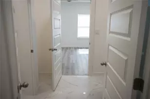 317 Whitestar Ln, Dallas, TX 75217 - Photo 17