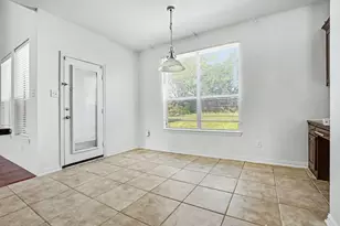 3023 Riverwood Ln, Grand Prairie, TX 75052 - Photo 7