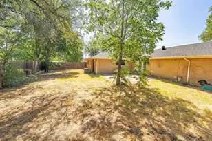 600 E Liberty St, Pilot Point, TX 76258 - Photo 29