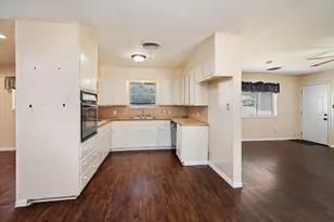 600 E Liberty St, Pilot Point, TX 76258 - Photo 13