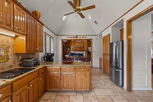 2616 Tulip Dr, Richardson, TX 75082 - Photo 11