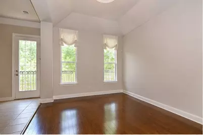 5823 Lewis Street, Dallas, TX 75206 - Photo 3
