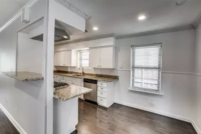9226 Larchwood Drive, Dallas, TX 75238 - Photo 9