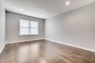 9226 Larchwood Dr, Dallas, TX 75238 - Photo 15