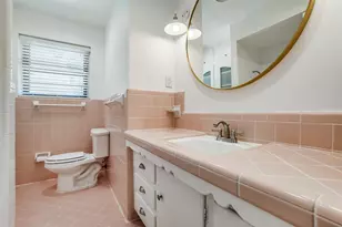 9226 Larchwood Dr, Dallas, TX 75238 - Photo 17