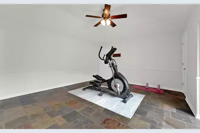9511 Robin Meadow Drive, Dallas, TX 75243 - Photo 15