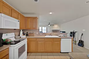 112 Blackforest Rd, Krum, TX 76249 - Photo 5