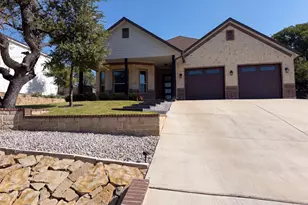 8912 Holt St, Lakeside, TX 76135 - Photo 1