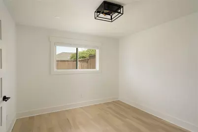 16106 Shadybank Drive, Dallas, TX 75248 - Photo 23