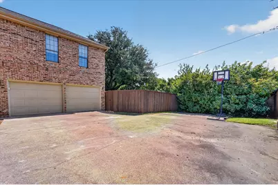 4120 Fairlakes Court, Dallas, TX 75228 - Photo 35
