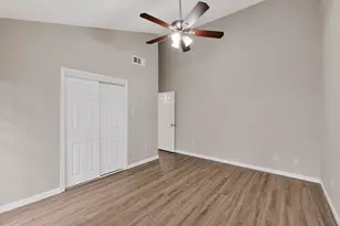 218 N Beacon St, Dallas, TX 75214 - Photo 25