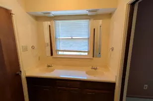 2311 Lakeside Dr, Arlington, TX 76013 - Photo 19