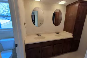 2311 Lakeside Dr, Arlington, TX 76013 - Photo 25