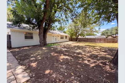 6601 Oaklawn Drive, Watauga, TX 76148 - Photo 23