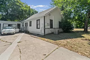 1406 Sycamore St, Commerce, TX 75428 - Photo 21