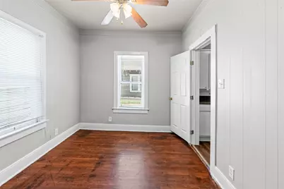 1406 Sycamore Street, Commerce, TX 75428 - Photo 17
