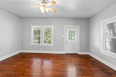 1406 Sycamore Street, Commerce, TX 75428 - Photo 7