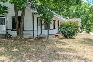 1406 Sycamore St, Commerce, TX 75428 - Photo 31