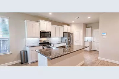 213 Mossy Cliff Lane, Fort Worth, TX 76052 - Photo 7