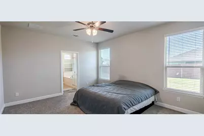 213 Mossy Cliff Lane, Fort Worth, TX 76052 - Photo 13