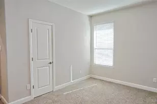 213 Mossy Clf Ln, Fort Worth, TX 76052 - Photo 23