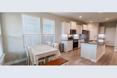 213 Mossy Cliff Lane, Fort Worth, TX 76052 - Photo 9