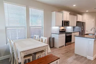 213 Mossy Clf Ln, Fort Worth, TX 76052 - Photo 9